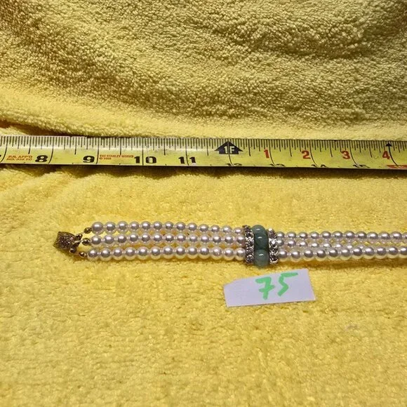 50s Vintage Pearls and Nephrite Bracelet [75]